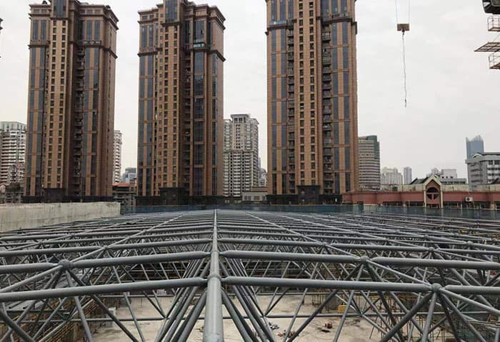 灵宝螺栓球网架结构